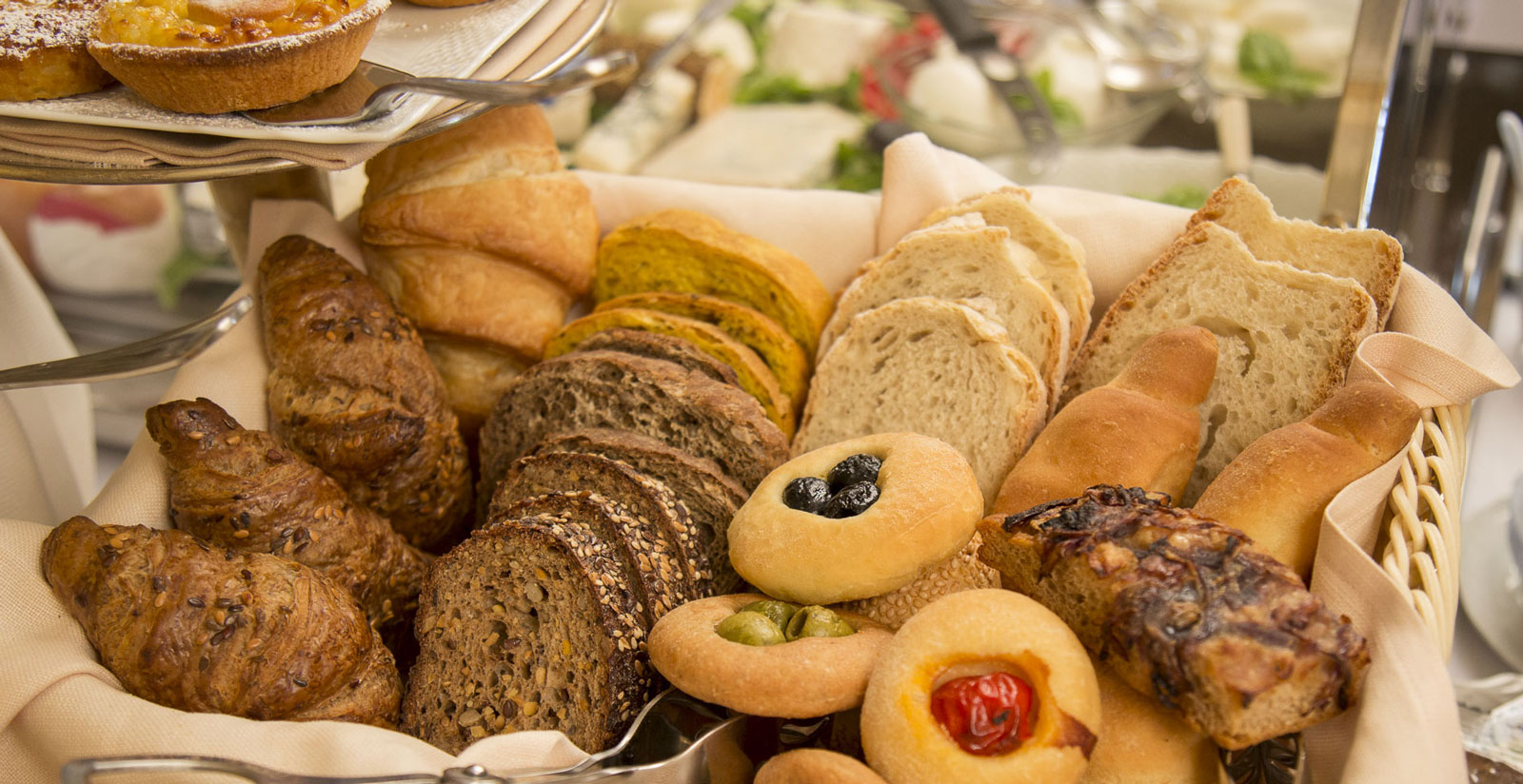 The breakfast 11 The breakfast 11